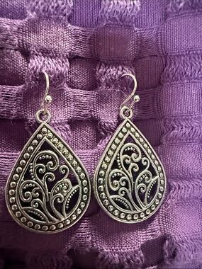 Silver Teardrop Filigree Dangle Earrings - Silver